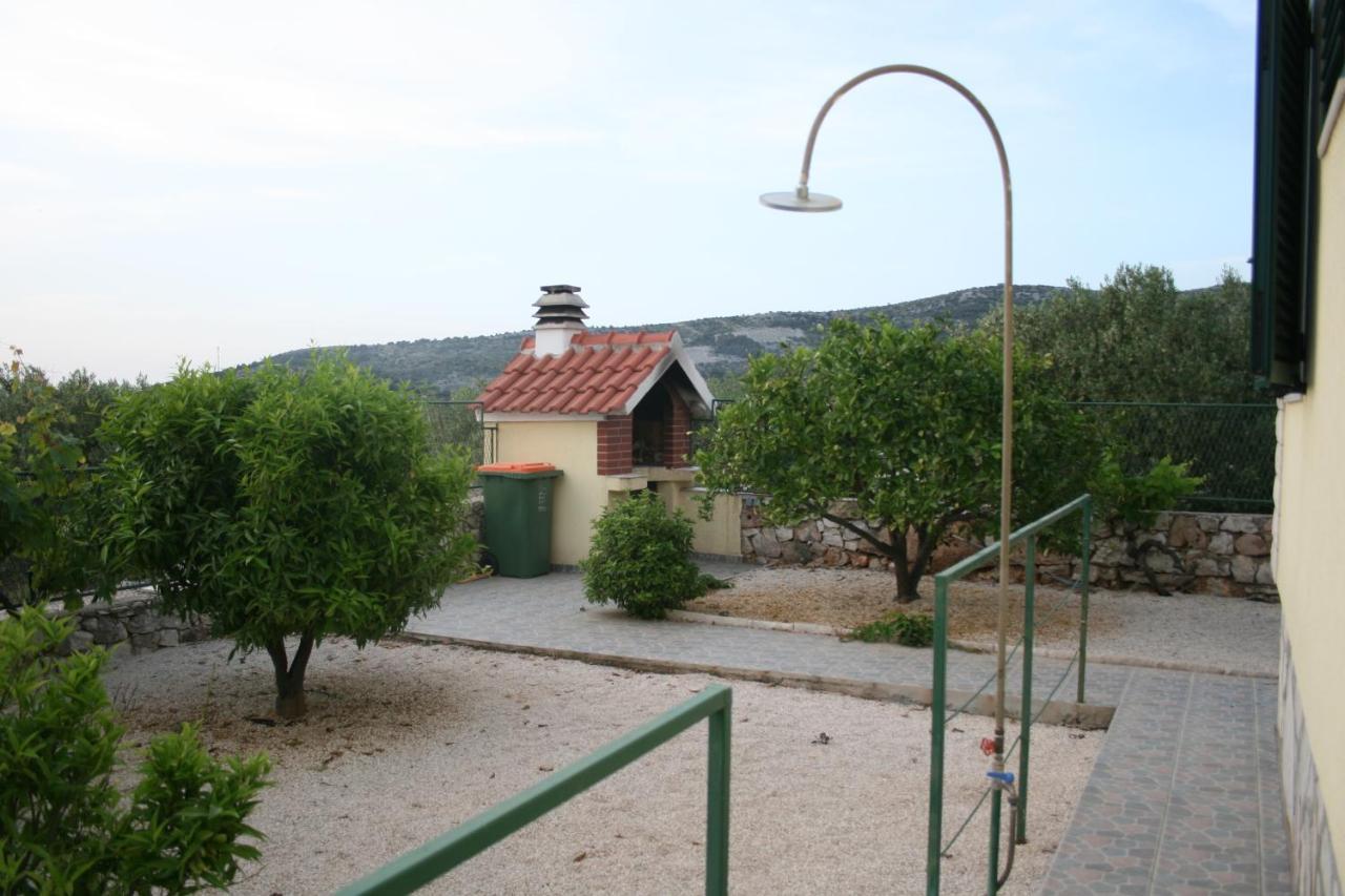 Apartman Laura Primošten Εξωτερικό φωτογραφία