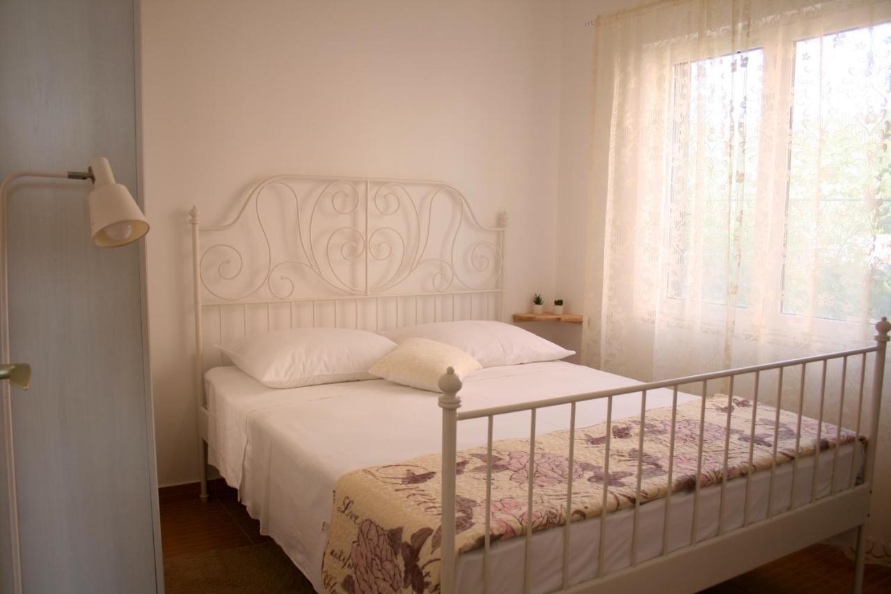Apartman Laura Primošten Εξωτερικό φωτογραφία