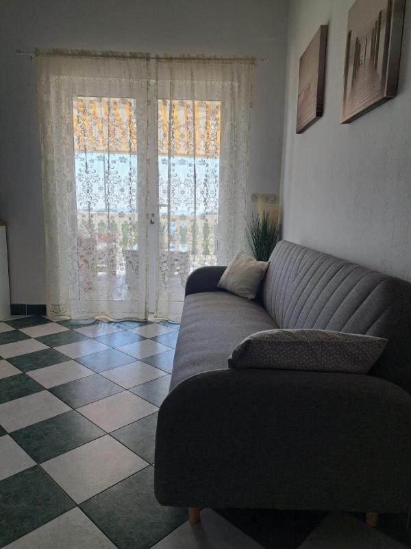 Apartman Laura Primošten Εξωτερικό φωτογραφία